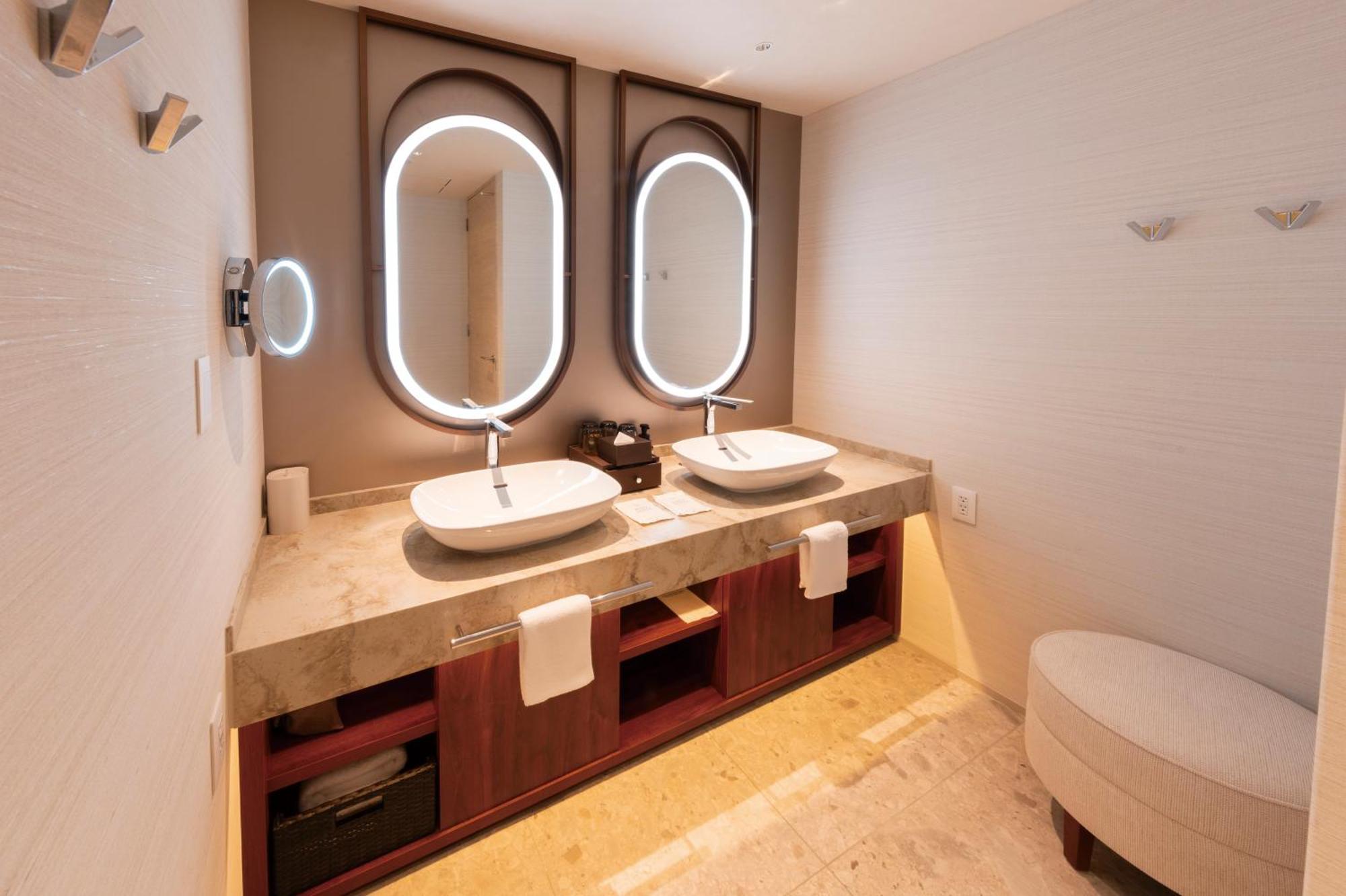 Hotel Springs Makuhari Premier Chiba Dış mekan fotoğraf