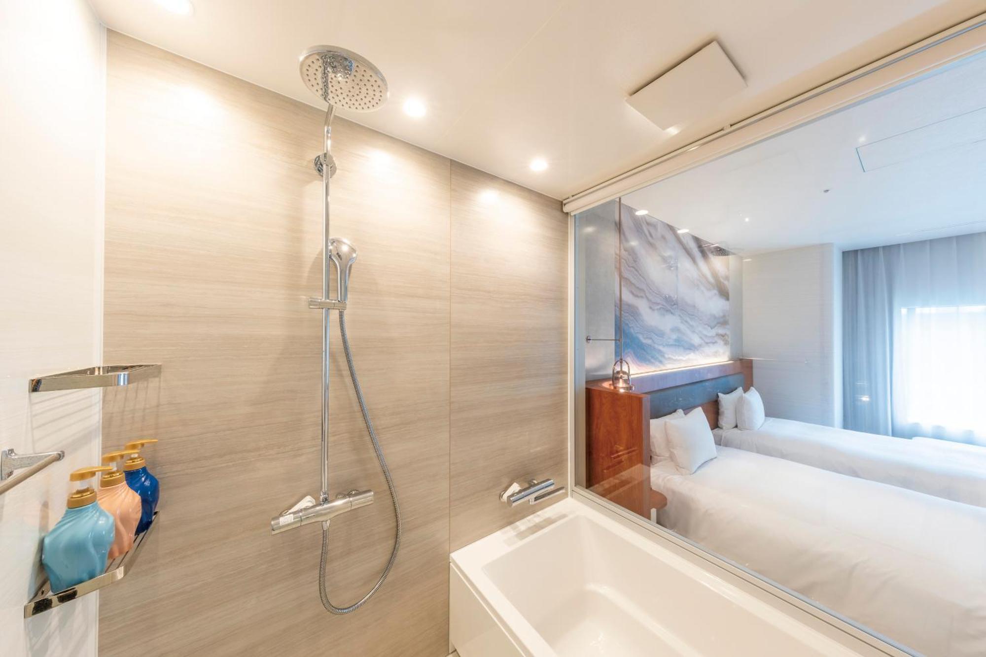 Hotel Springs Makuhari Premier Chiba Dış mekan fotoğraf