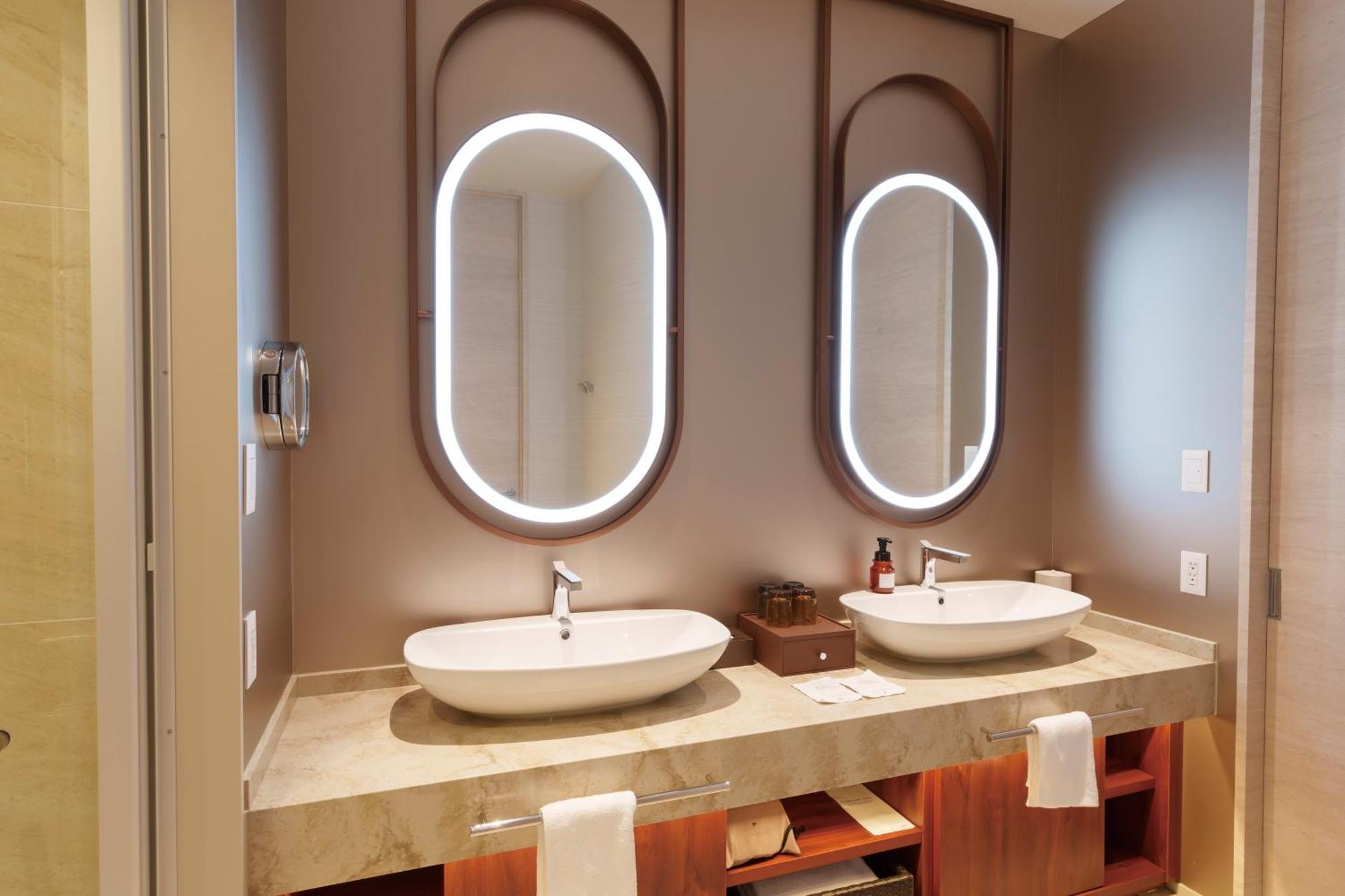 Hotel Springs Makuhari Premier Chiba Dış mekan fotoğraf
