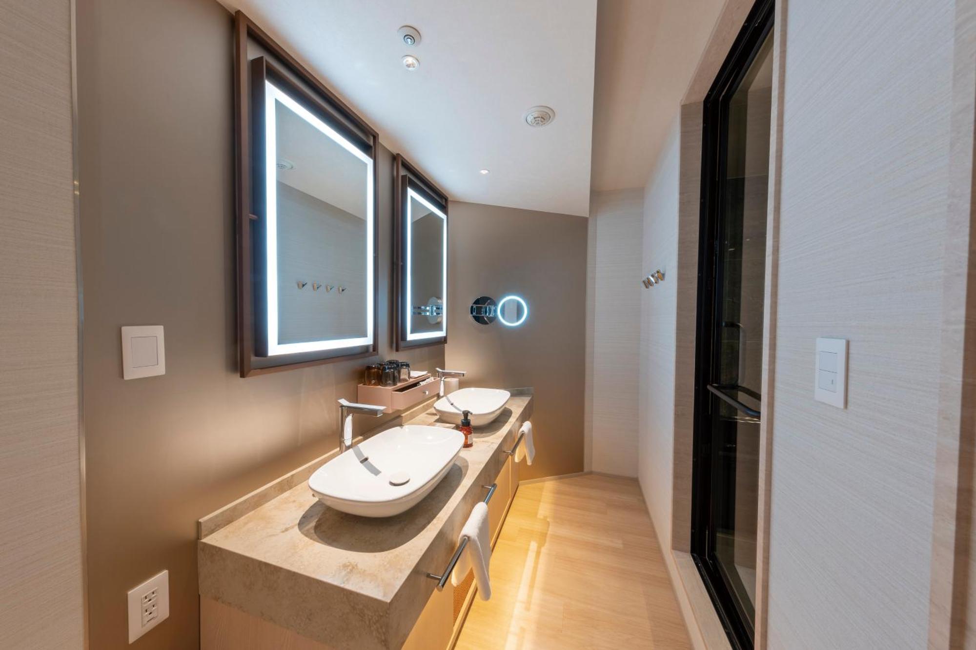 Hotel Springs Makuhari Premier Chiba Dış mekan fotoğraf